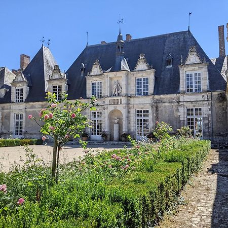 Logis Hotel Du Chateau Tour-en-Sologne Kültér fotó